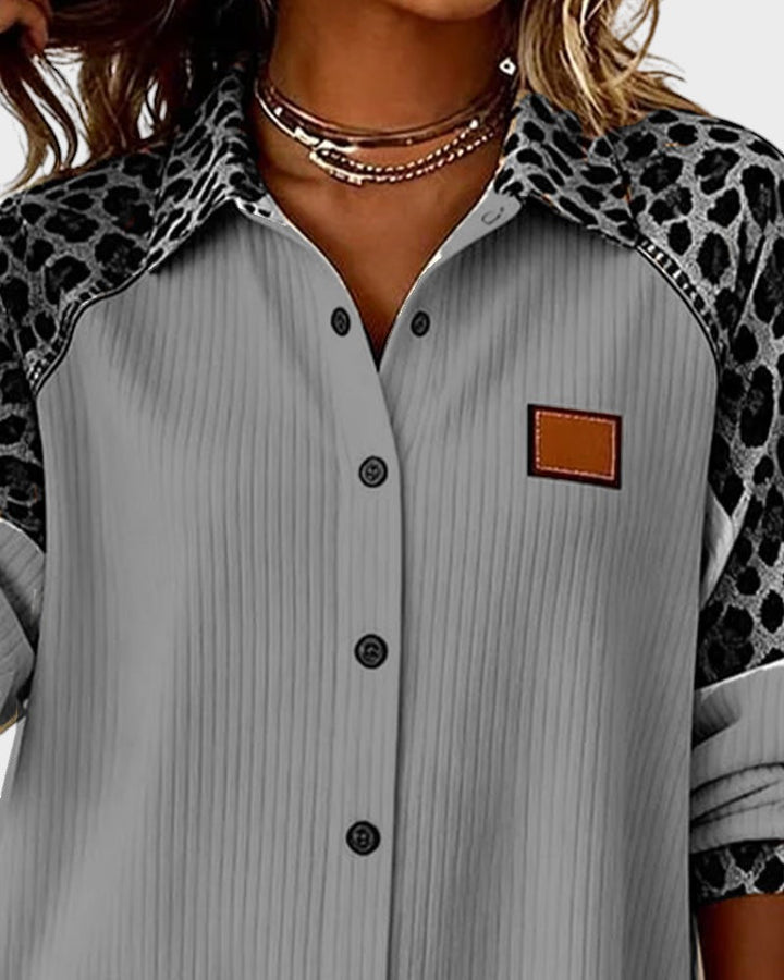 Juana™ | Camisa de botones con estampado leopardo