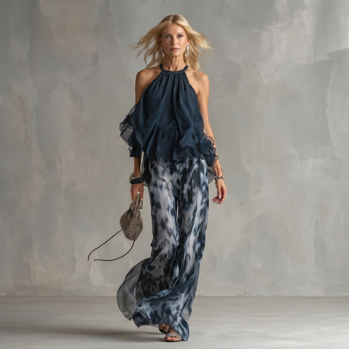 Ludovica - un elegante conjunto de chiffon que presenta una blusa de cuello alto y pantalones anchos estampados